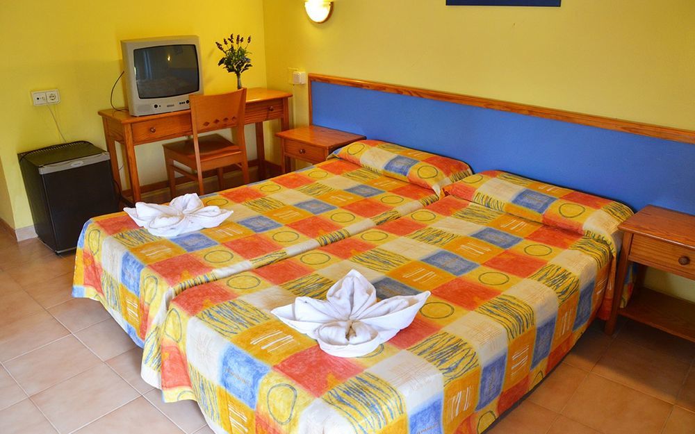 Hotel Vibra Marco Polo II - Adults Only Сан-Антонио-Абад Экстерьер фото