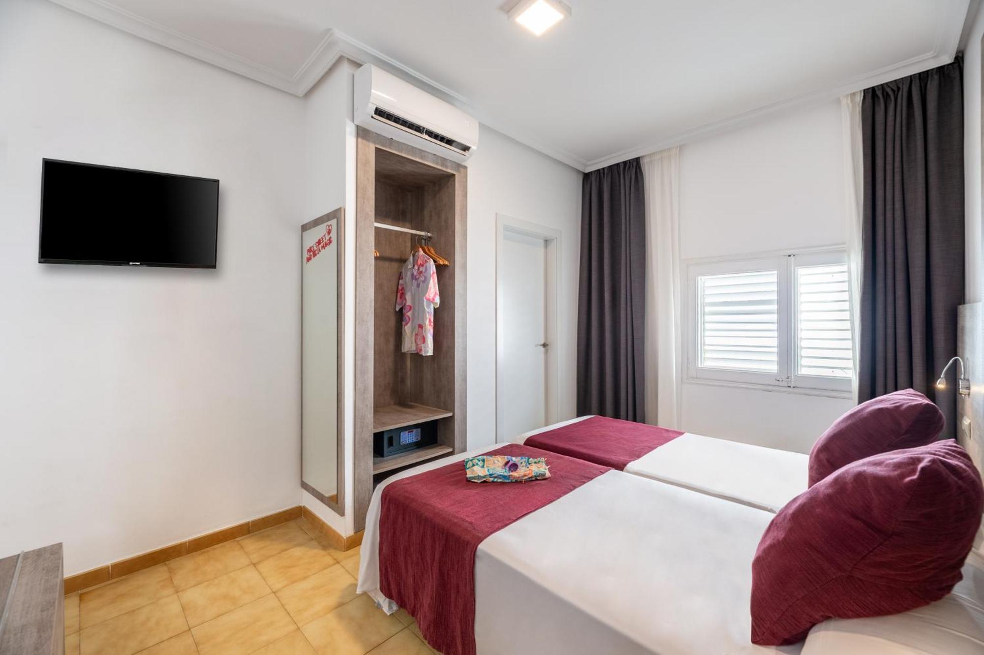 Hotel Vibra Marco Polo II - Adults Only Сан-Антонио-Абад Экстерьер фото