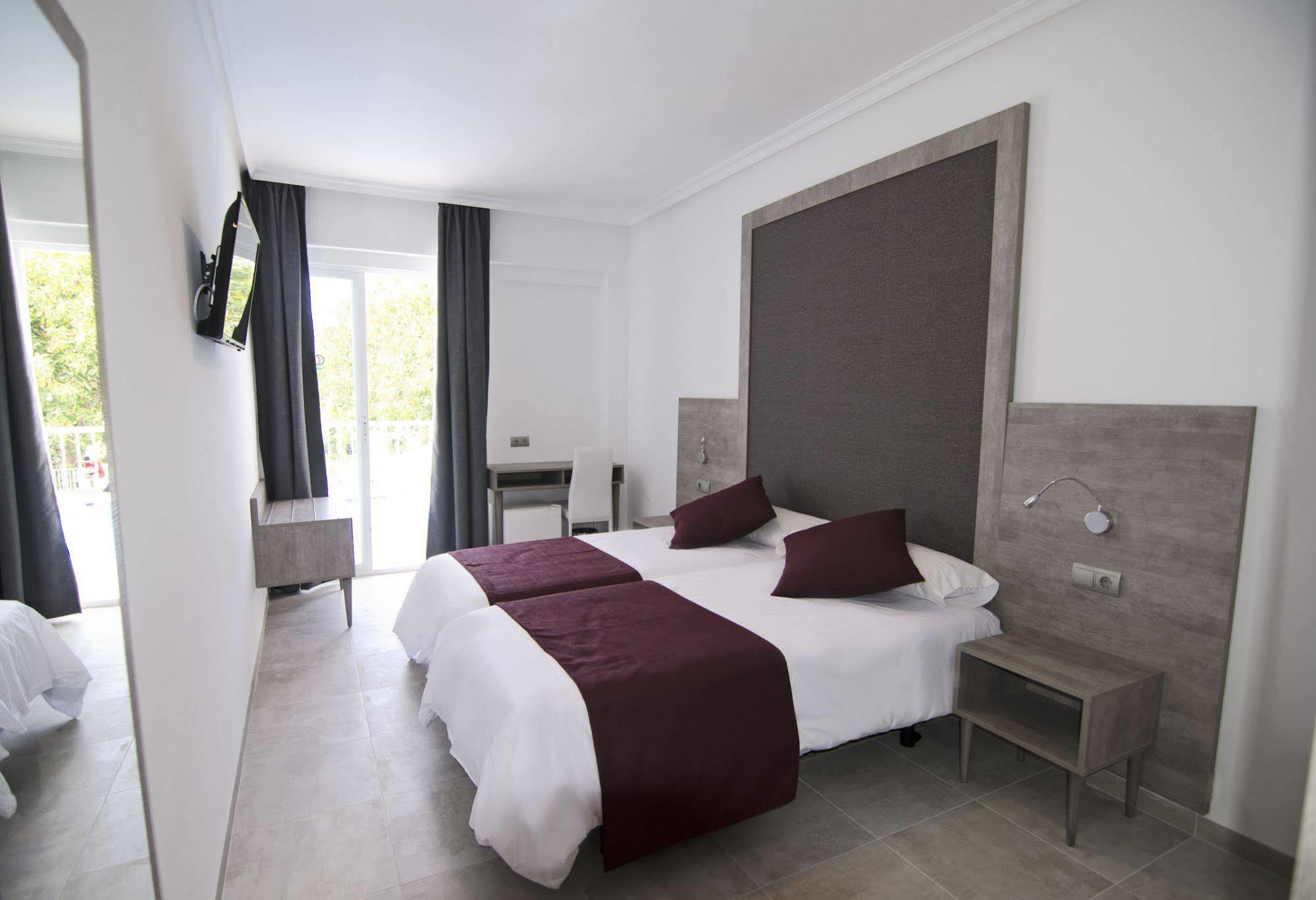 Hotel Vibra Marco Polo II - Adults Only Сан-Антонио-Абад Экстерьер фото